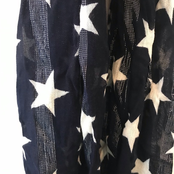 Pier One Navy Star Scarf/Wrap - Picture 2 of 3